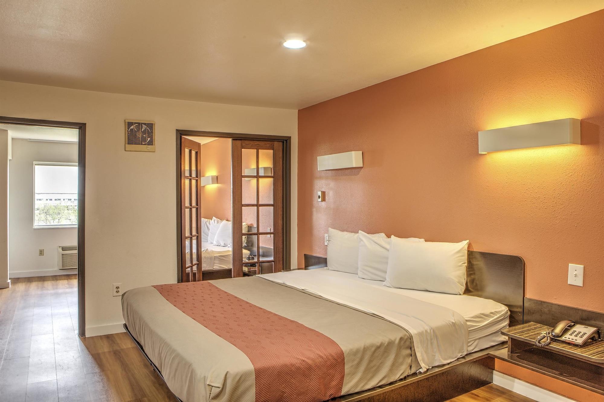 Motel 6-Dallas, Tx - Northwest Exterior photo