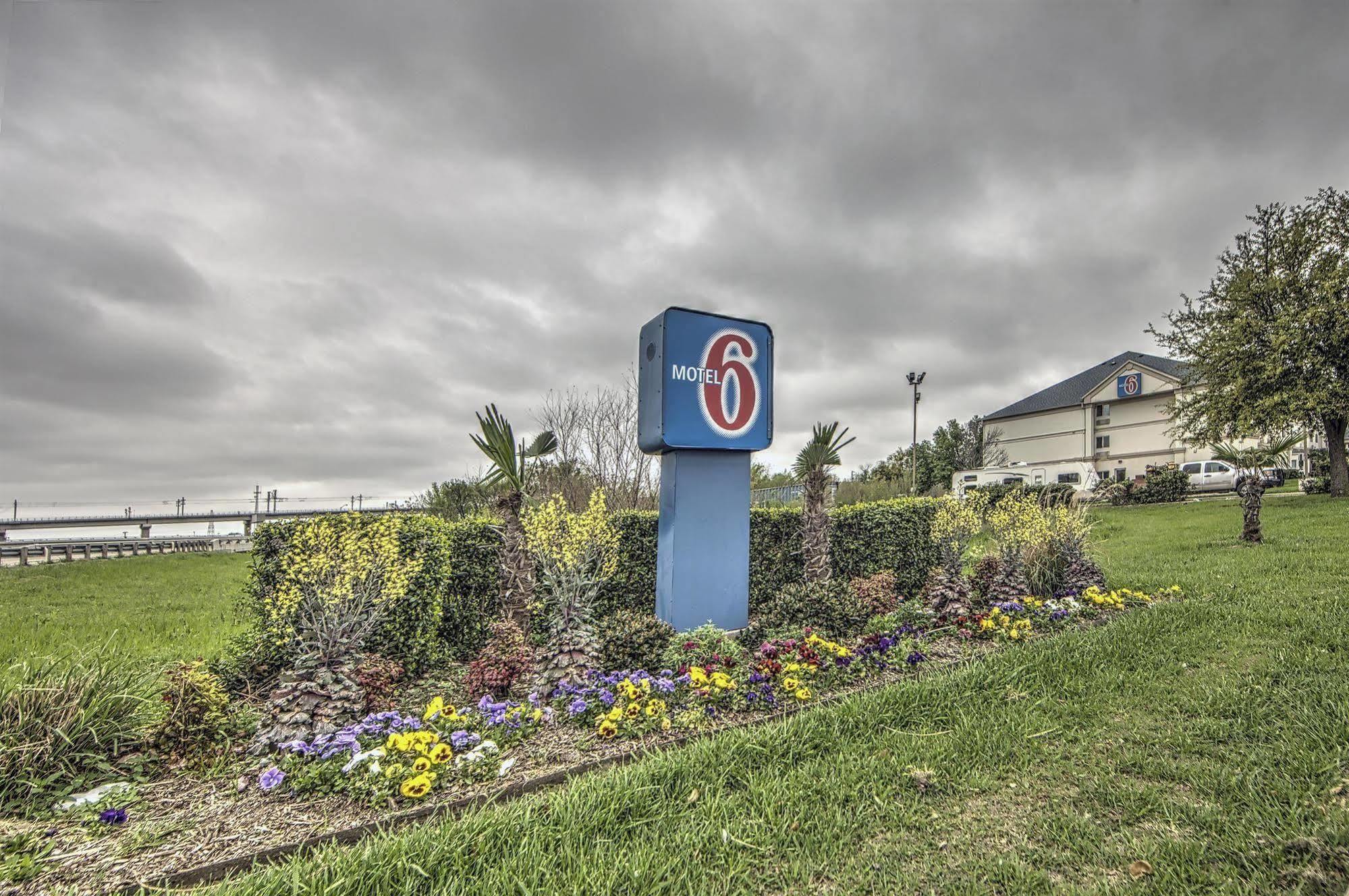 Motel 6-Dallas, Tx - Northwest Exterior photo