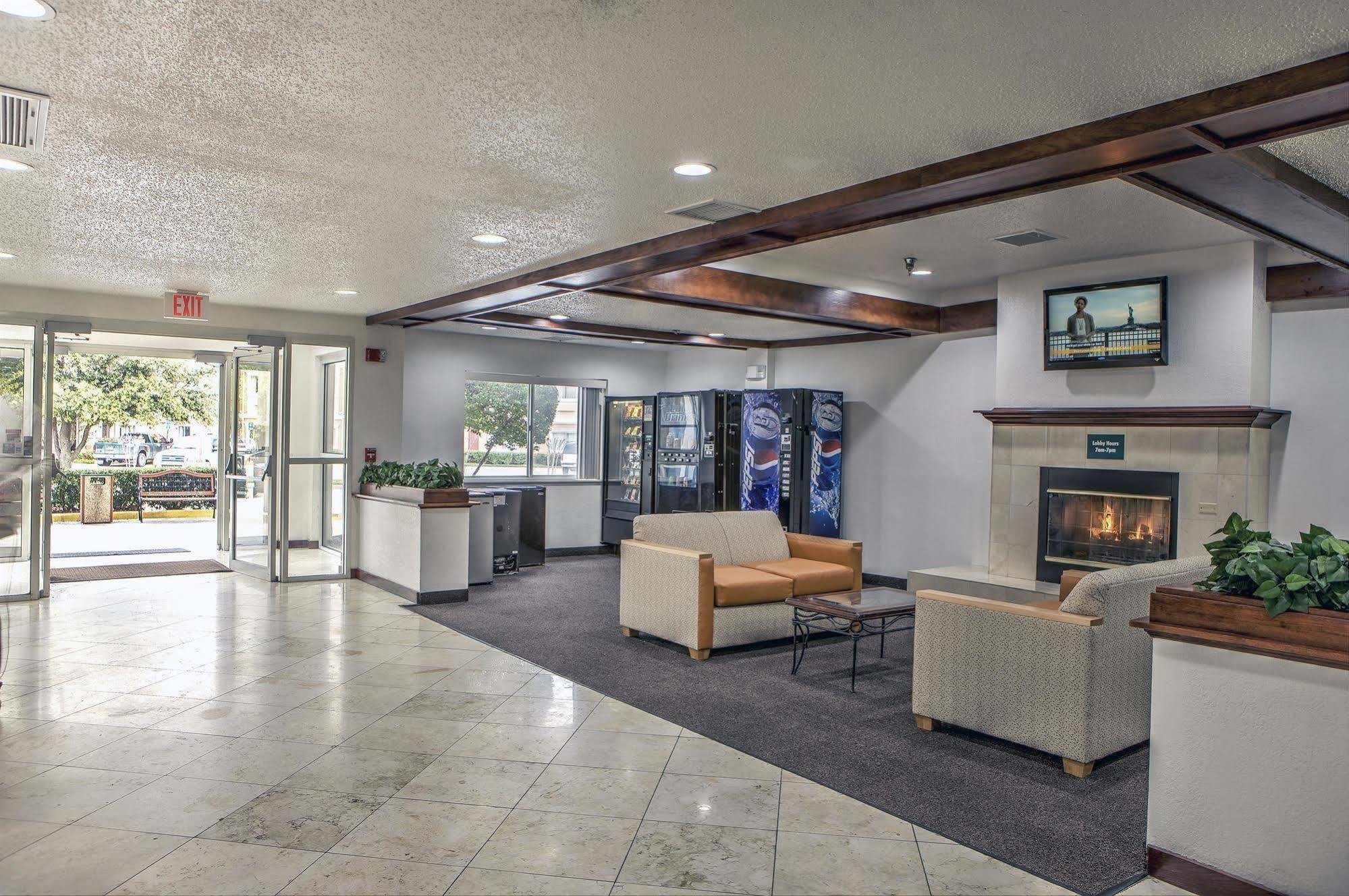 Motel 6-Dallas, Tx - Northwest Exterior photo